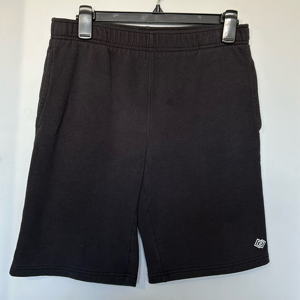 Boys black Zelos shorts size L VGUC